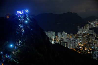 Anti-government protesters gather at Lion Rock, in Hong Kong, 13 September 2019 (Photo: Reuters/Athit Perawongmetha). Anti-government protesters gather at Lion Rock, in Hong Kong, 13 September 2019 (Photo: Reuters/Athit Perawongmetha).
