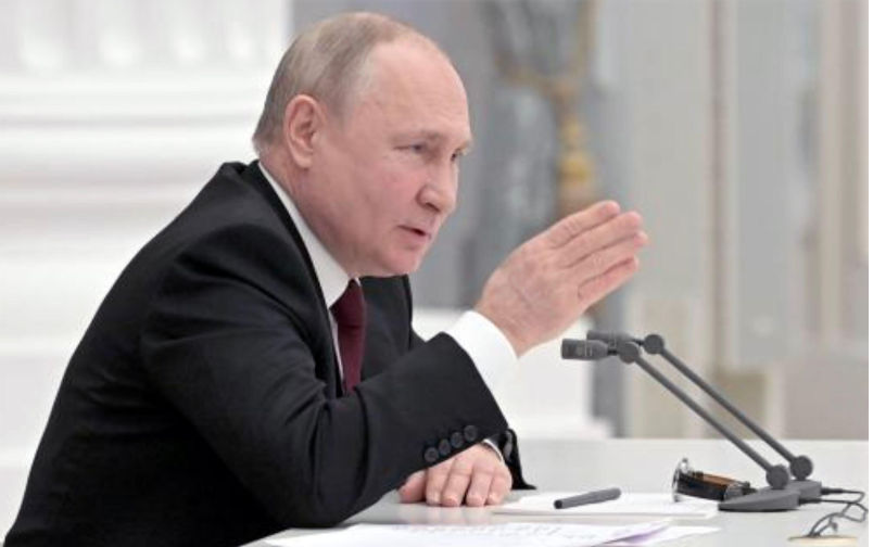 VLADIMIR PUTIN, Russian President,defends his attack on Ukraine,in a televised speech on 24 February 2022. Photo: Kremlin TV Contributor: Pictorial Press Ltd / Alamy Stock Photo Image ID: 2HTD2RR The Russians’ lost plot: will they find serenity or are they dreaming?