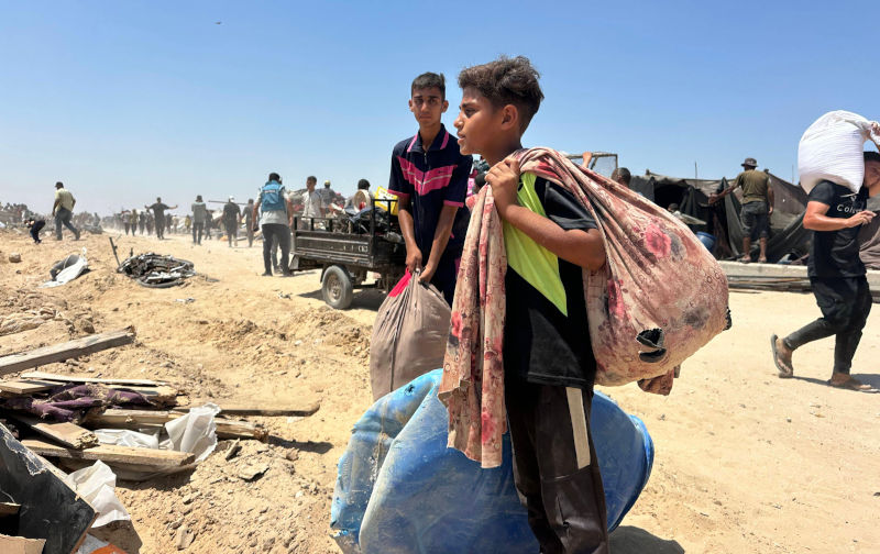 Palestinians inspect the damage to displaced people s tents after Israeli occupation forces withdrew from the slaughterhouse area in the centre of Khan Yunis, south of the Gaza Strip Palestinians inspect the damage to displaced people s tents after Israeli occupation forces withdrew from the slaughterhouse area in the center of Khan Yunis, south of the Gaza Strip, July 11, 2025. Photo by Moaz Abu Taha apaimages Khan Yunis Gaza Strip Palestinian Territory 110725_Khan_Yunis_MT_0013 Copyright xapaimagesxMoazxAbuxTahaxapaimagesx Image Alamy. ContributorImago. Image ID3BR8TAT ‘You cease, I fire’: Israel kills at least 9 in Gaza, says it will break truce aid terms