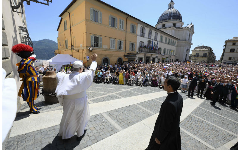 Pope demands 'Immediate Halt to the Barbarity' of Israel's war on Gaza