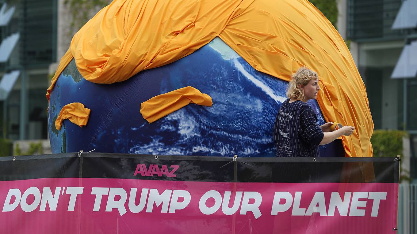 stiglitz269_Sean GallupGetty Images_trumpclimatechangeprotest