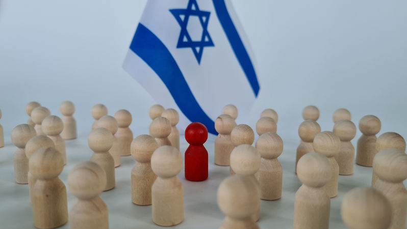 Israel is morphing into a pariah state. Time to cut the cord
