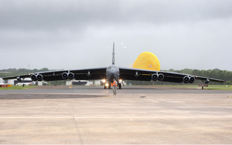 A B52 Stratofortress lands Jan. 28, 2014, at Royal Australian Air Force Base Darwin, Australia. The B52 took part in short term bilateral training with the RAAF. The B52 is assigned to Andersen Air Force Base, Guam, as part of U.S. Pacific Command and U.S. Air Force rotational bomber presence in the Pacific. (Australian Department of Defence photo). Image Alamy ContributorPJF Military Collection. Image IDHE96EA Readying the north for war