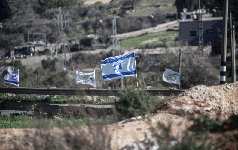 Qalqilya, Palestine. 21st Jan, 2025. Israeli flags hung by Jewish settlers property in the village of Jinsafut. Dozens of Jewish settlers attacked homes, shops and property belonging to Palestinians in the villages of Jinsafut and Al-Funduq. (Photo by Nasser Ishtayeh/SOPA Images/Sipa USA) Credit: Sipa USA/Alamy Live News. Contributor: Sipa USA / Alamy Stock Photo Image ID: 2S88PJF Israeli settlers kill, destroy and steal with impunity
