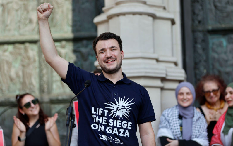 New York, United States. 22nd June, 2025. Columbia graduate and pro-Palestinian activist Mahmoud Khalil, speaks at his release rally on the steps of St. John the Devine Cathedral on Sunday, June 22, 2025 in New York City. Khalil spent more than three months in detention in Jena, La., he was released on bail, Friday June 20th 2025. Photo by Peter Foley/UPI Credit: UPI/Alamy Live News. Image: Alamy Contributor: UPI / Alamy Stock Photo Image ID: 3BKRA85 Mahmoud Khalil to sue Trump admin for US$20m over 'unconstitutional' detention