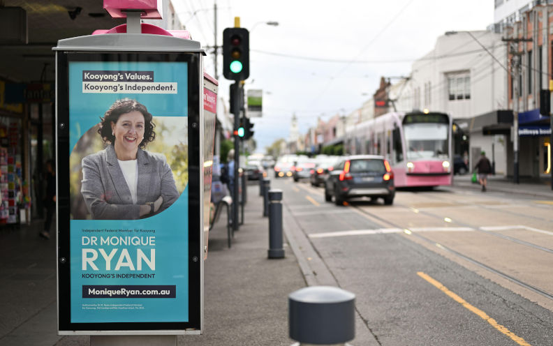 Nine's feeble bid for a China poll beat-up fails miserably: Anti-China Media Watch Nine's feeble bid for a China poll beat-up fails miserably: Anti-China Media Watch