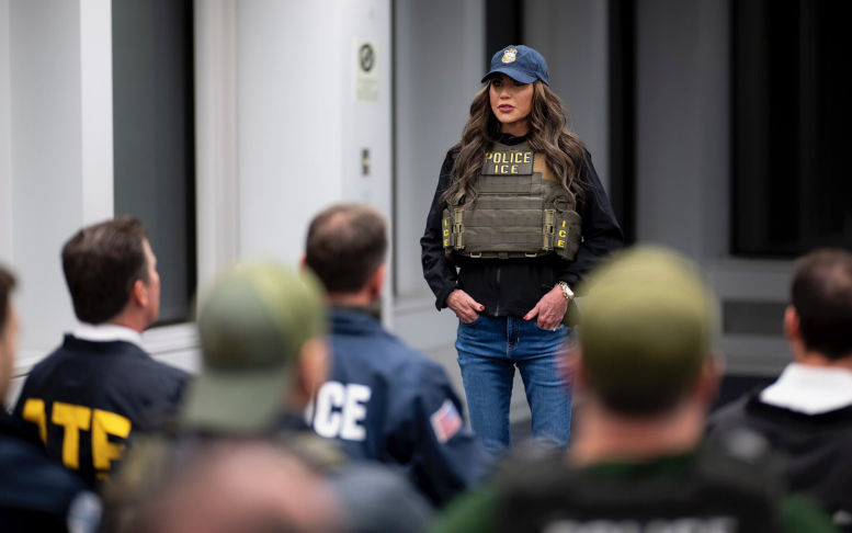 ‘It’s my government’: Robert Reich's short note to Kristi Noem