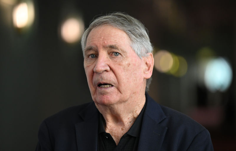 Why did Dennis Richardson walk away from the antisemitism commission?