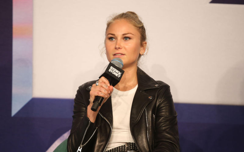 Difficult women, comfortable power