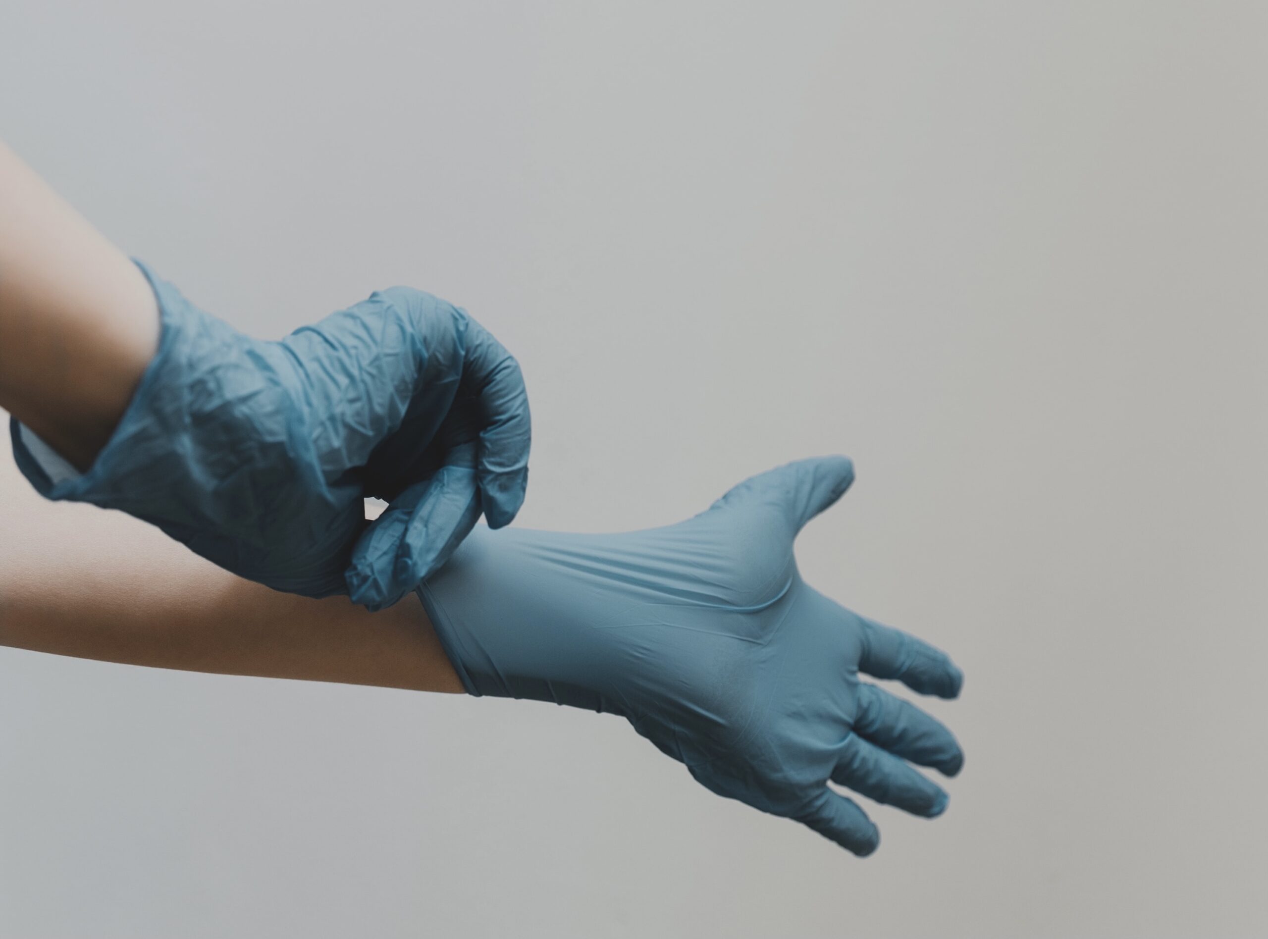 Doctor gloves feature