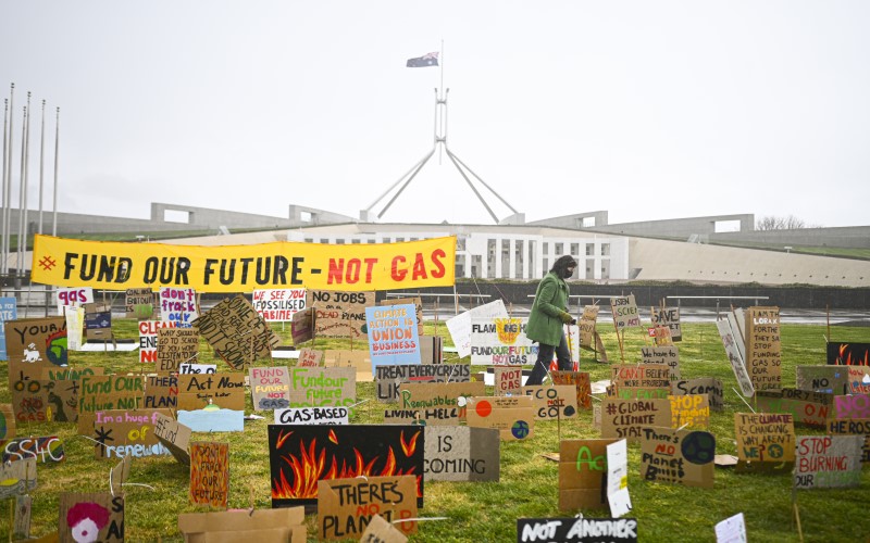 school climate change protest canberra